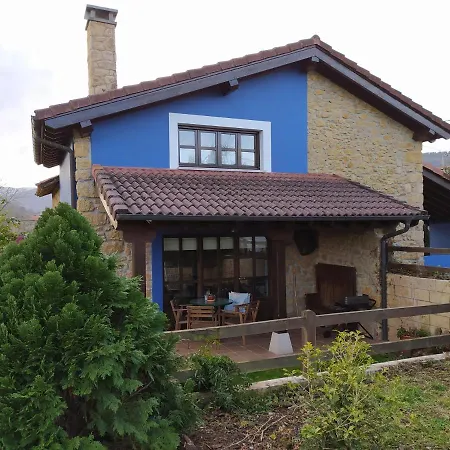 منزل ريفي El Acebo *